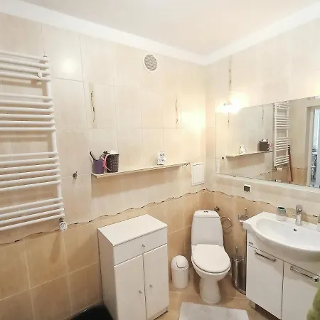Na Srebrnej Apartment *
